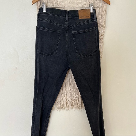 Denim Forum - Arlo high rise straight jean - Picture 7 of 9